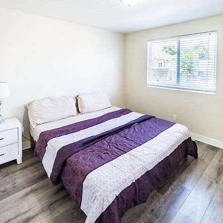 Spacious 5 Bedroom 3 Bath Modern Home By Downtown La With Parking Los Angeles Exterior photo